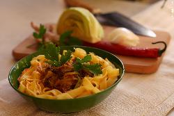 Rezeptkarte Tagliatelle mit pikantem Weißkohl