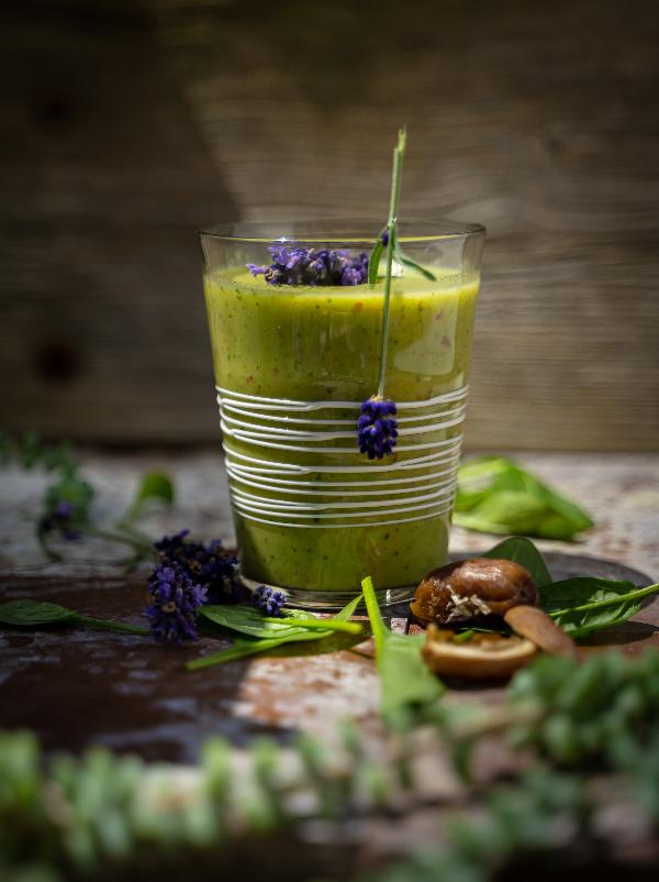 Produktfoto zu Rezeptkarte Frühlings-Smoothie