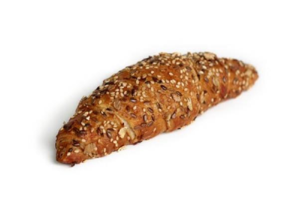 Produktfoto zu 6-Korn Laugen-Croissant - Fasanenbrot