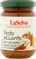 Pikantes Tomaten Pesto mit Schafskäse - Pikante Tomatenwürzpaste