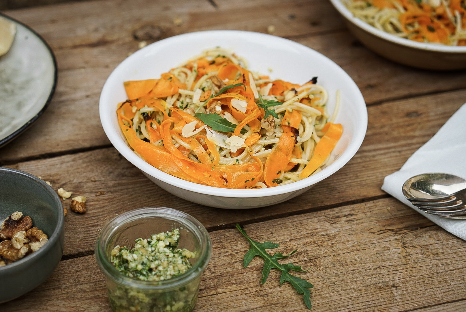 Möhren Spaghetti mit Rucola Pesto