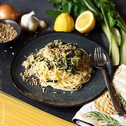 Rezept: Mangold-Pasta mit Zitrone (4 Portionen)