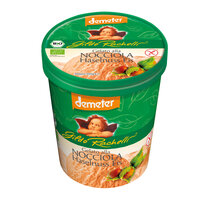 Haselnuss Eis Familienbecher